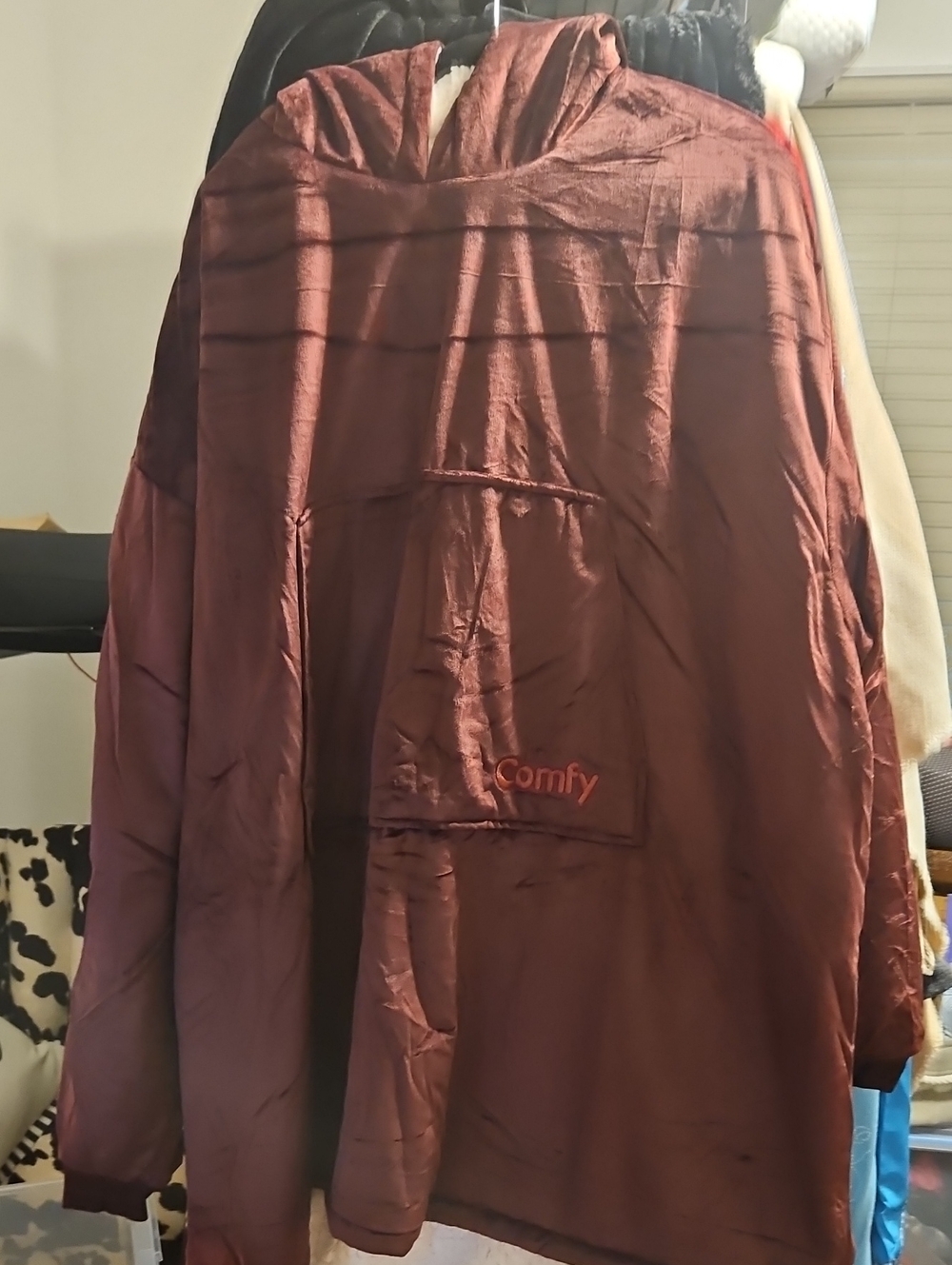 Women's Oversized Hooded Jacket - Burgundy